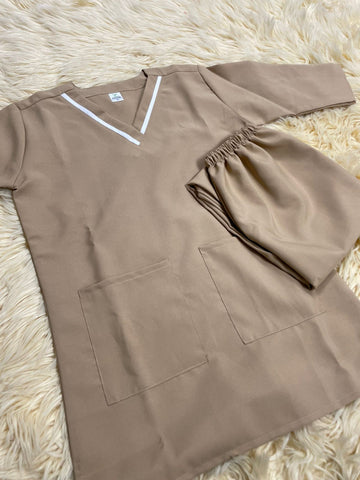 6xl   يونيفورم قطن  للعاملات بنطلون وقميص