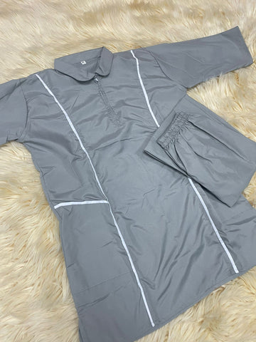 XL يونيفورم للعاملات بنطلون وقميص⁩⁩⁩